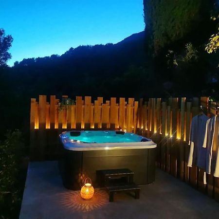 Maison A La Campagne Avec Spa Et Piscine Tourrettes-sur-Loup Εξωτερικό φωτογραφία