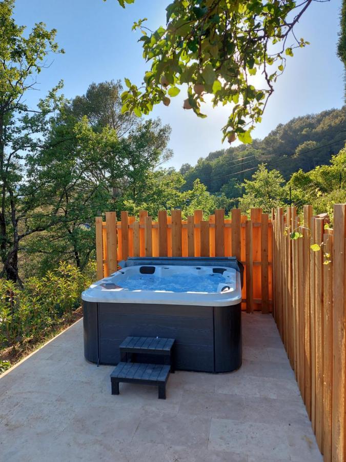 Maison A La Campagne Avec Spa Et Piscine Tourrettes-sur-Loup Εξωτερικό φωτογραφία